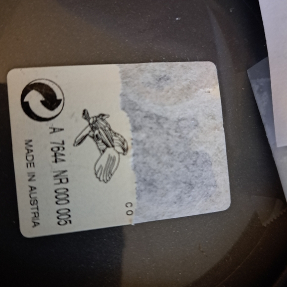 Swarovski green 2000 Siamese fighting fish 261259 in box with COA - Picture 6 of 6